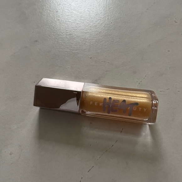 NIB Fenty Beauty Gloss Bomb Heat Universal Lip Luminizer + Plumper - Lemon Lava - Picture 11 of 12